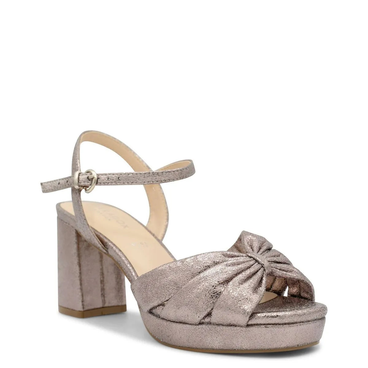 Nerita | Benjamin Walk