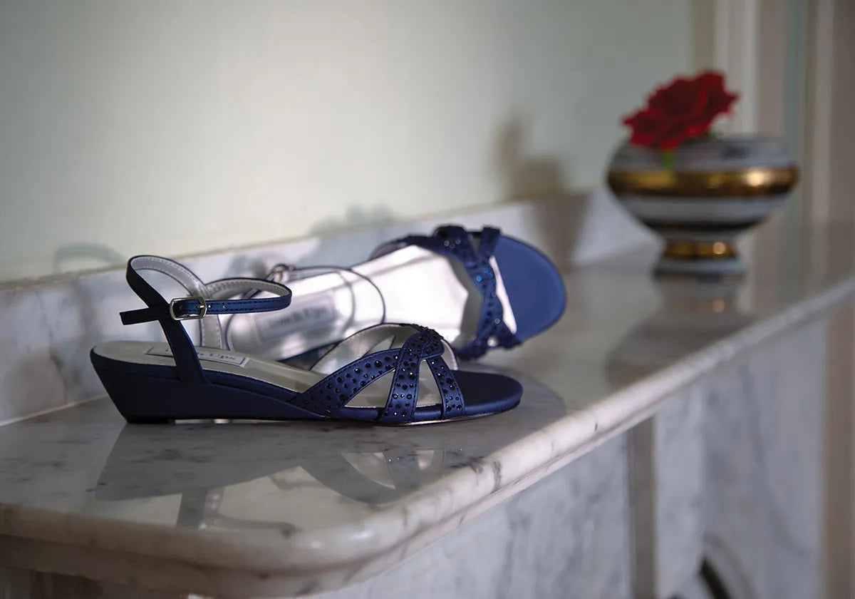 lena navy flower トップス Lena Navy | Low Wedge Heel Sandals | Benjamin Walk